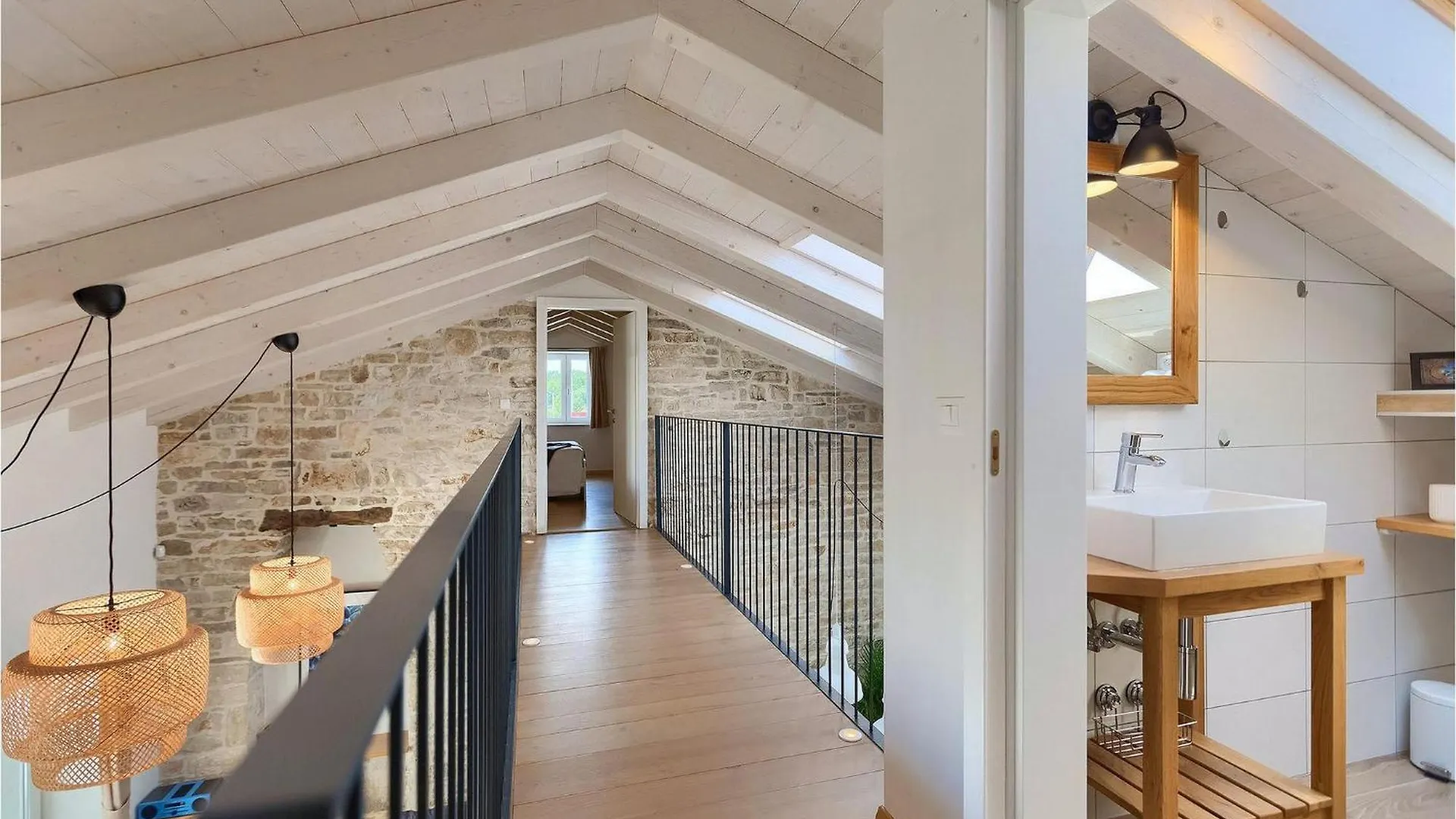 Villa Viva Tinjan Croatia