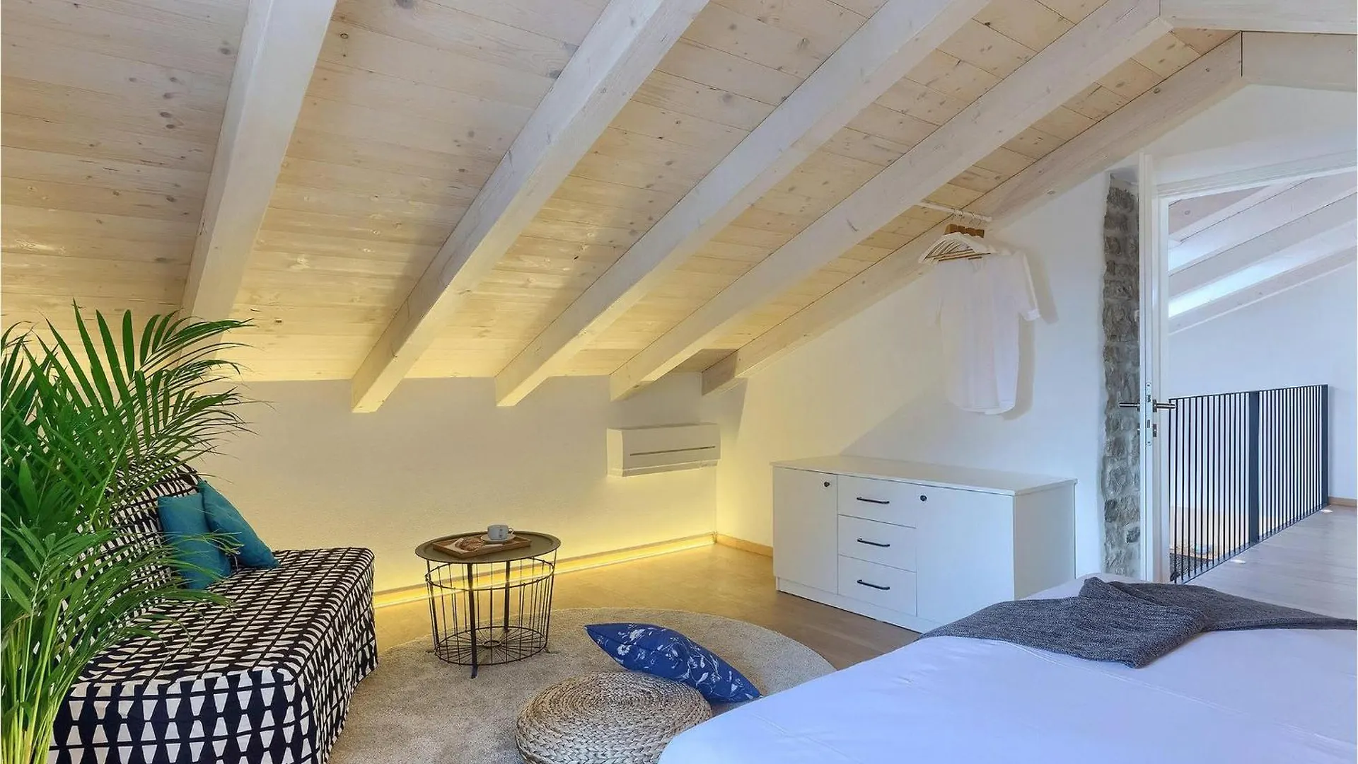 Villa Viva Tinjan Croatia